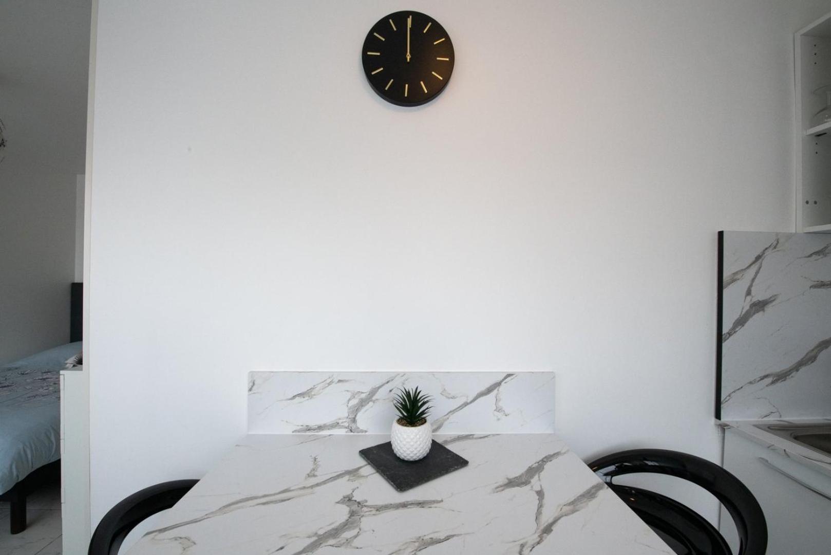 Le Jasseron - Appartement Cosy Avec Garage Quartier Partdieu Lyon Buitenkant foto